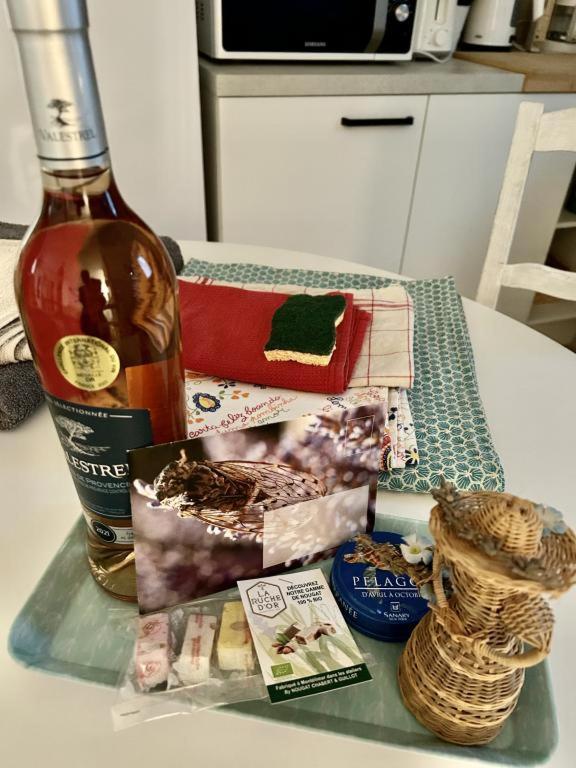 NOUVEAU écume&clapotis Sanary-sur-Mer Extérieur photo